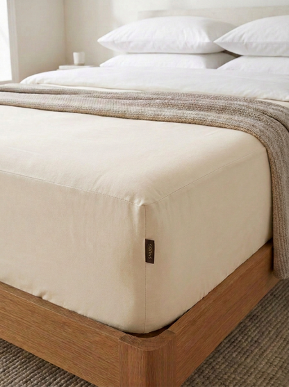 SNUGG™ Fitted Sheet