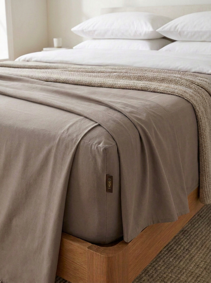 SNUGG Driftwood flat sheet