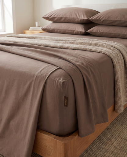 SNUGG Driftwood Full Set - fitted sheet, flat sheet, and two pillowcases